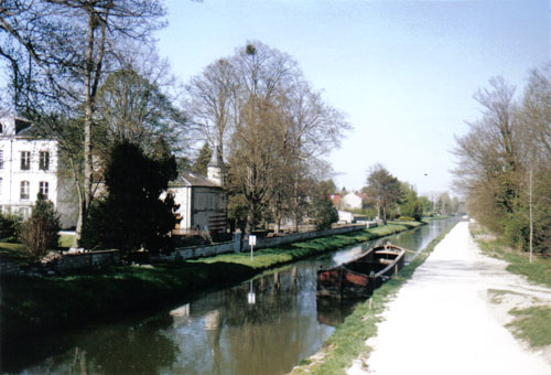 Le canal depuis le pont